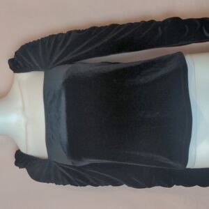 Chelsea & Violet Black Velvet Long Sleeve Square Neck Crop Top size Small